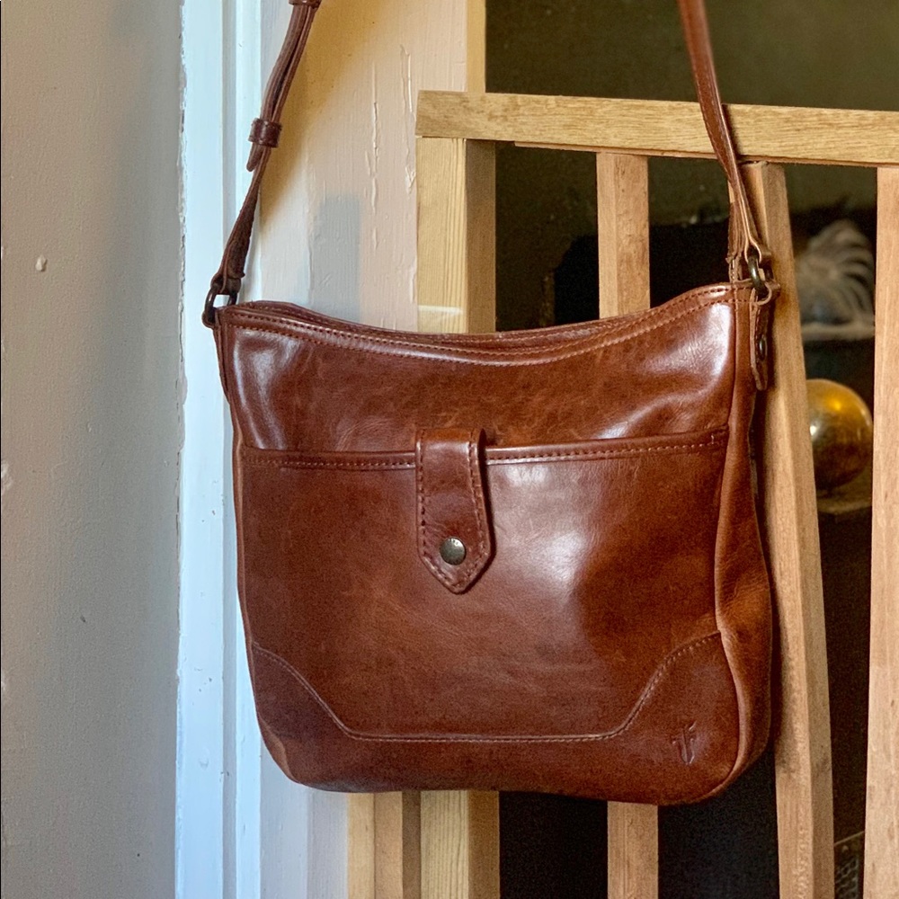 ☀️🌷NWT Frye Melissa Button Crossbody Cognac🌷☀️